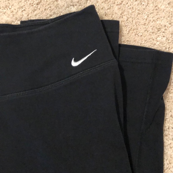 Nike Leggings - Picture 2 of 3